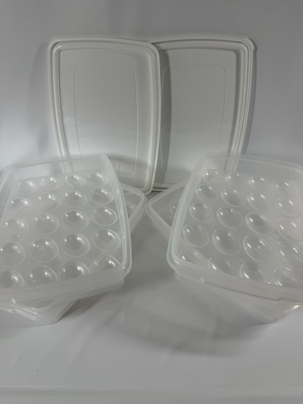Rubbermaid Egg Storage Container Clear/Red Egg Keeper 4 Count + 2 Lids Stackable