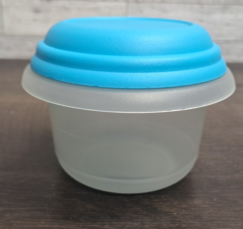3pc Set 9.5oz, 16oz, 60oz Round Plastic Food Storage Bowls Blue Lids Unbranded