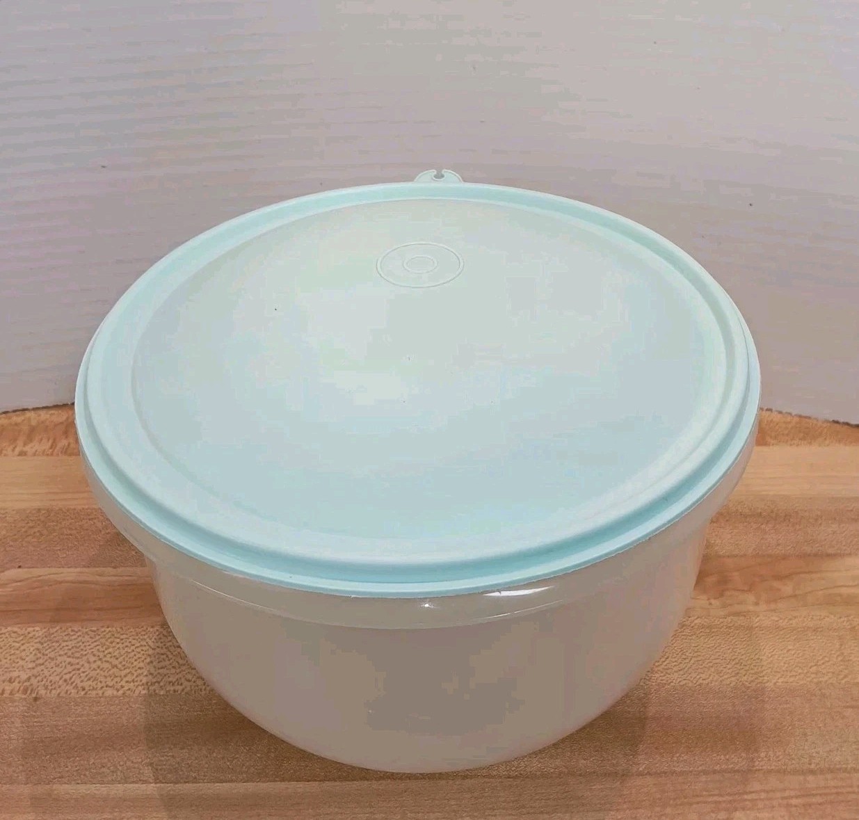 Tupperware Crisp It Lettuce Keeper Storage 1424 Clear Bowl Mint Lid No Spike