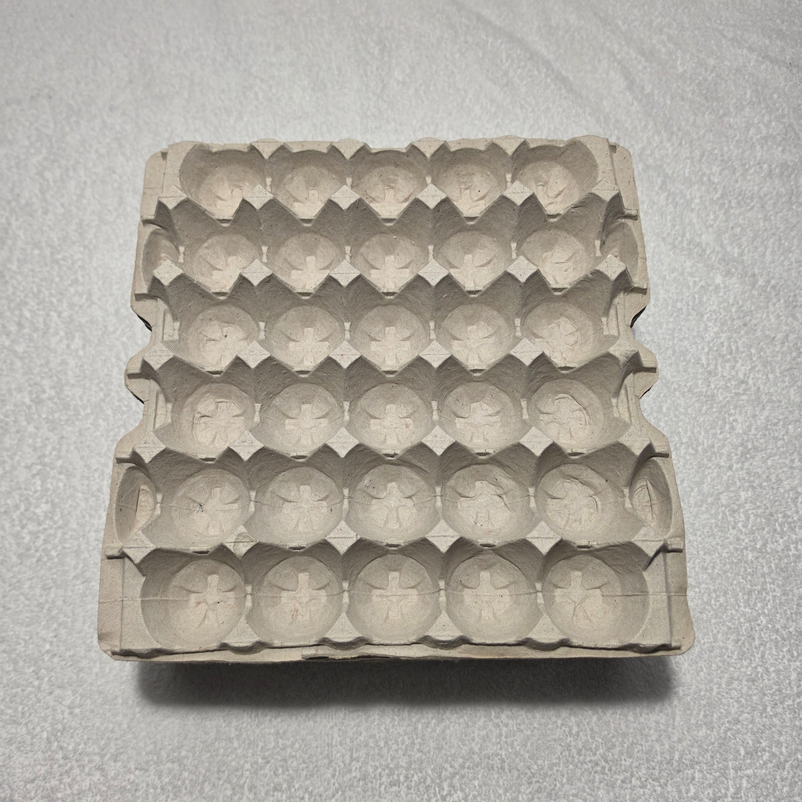Pack of 15 – Egg Cardboard Carton/Trays/Flats 30 Egg Holders