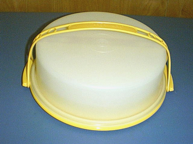 TUPPERWARE Cake /Pie /Cupcake Keeper Carrier #719, 720 & Handle #721 YELLOW GOLD