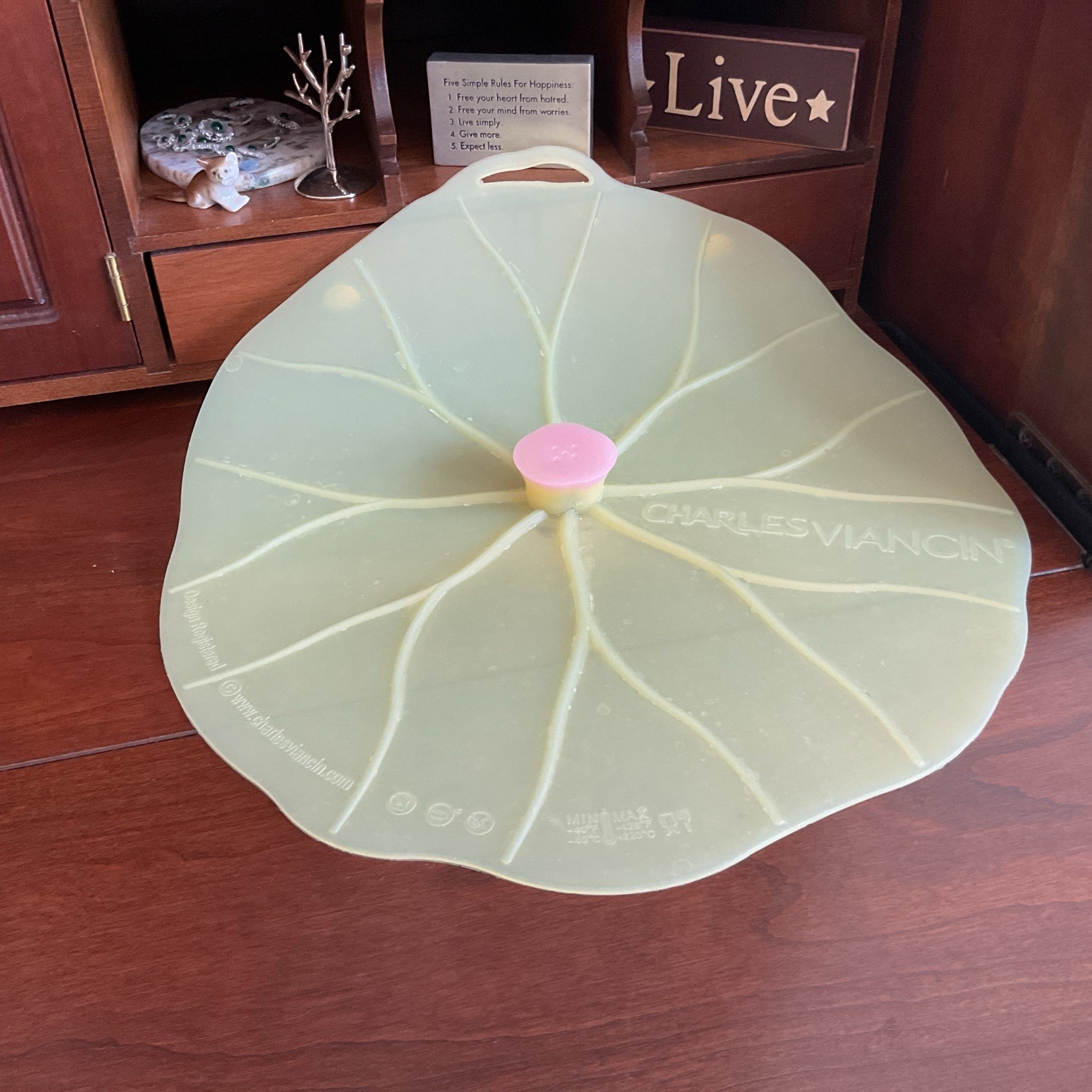 Charles Viancin Silicone Airtight Lid 12″ LILY PAD YELLOW PINK EUC