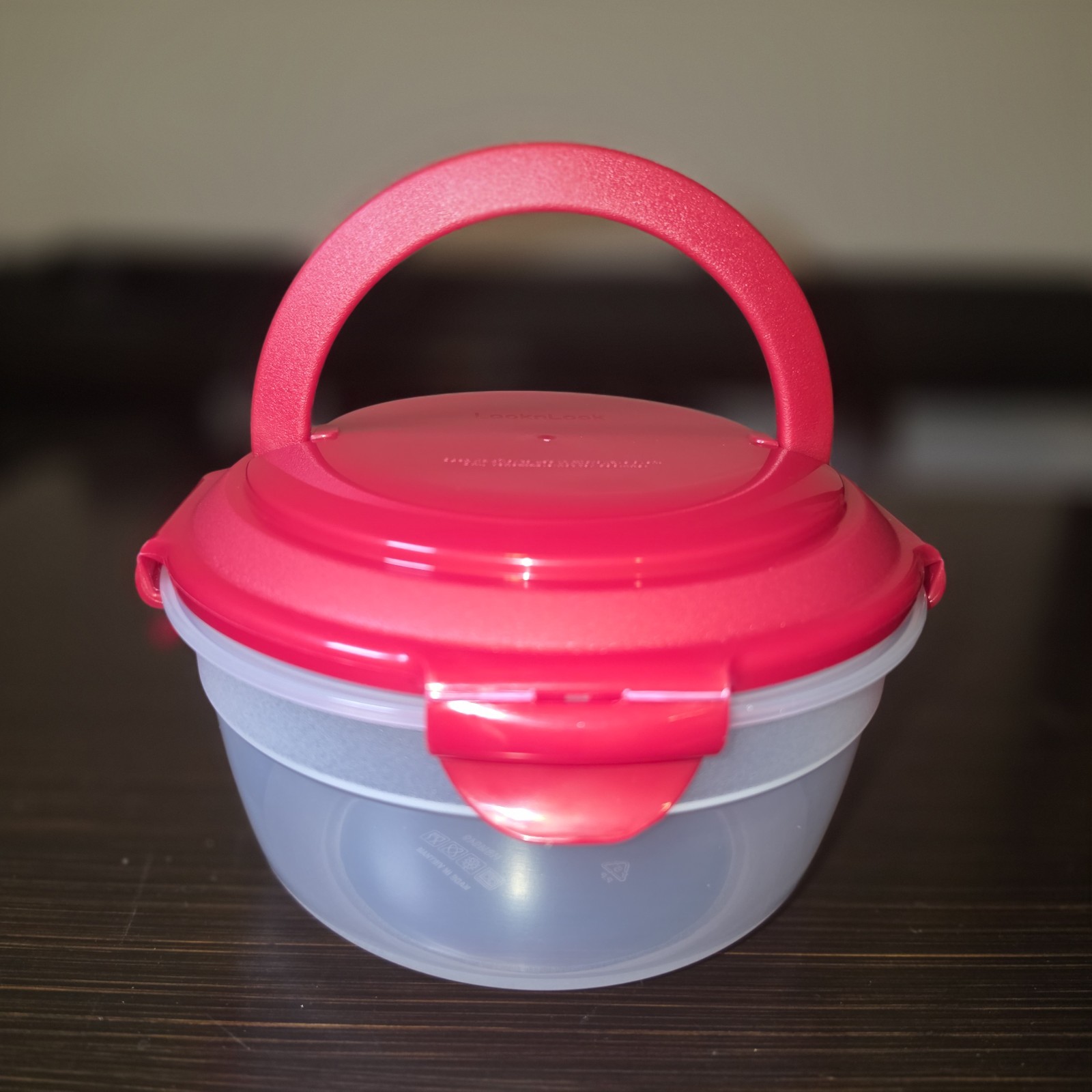 Lock N Lock food storage container 1.2L /41oz/1.3Qt