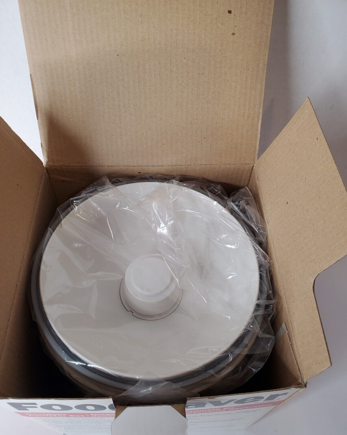 NEW FoodSaver Vacuum Packaging Set, 3/4 and 1 1/2 quart Canisters & Lids NIP