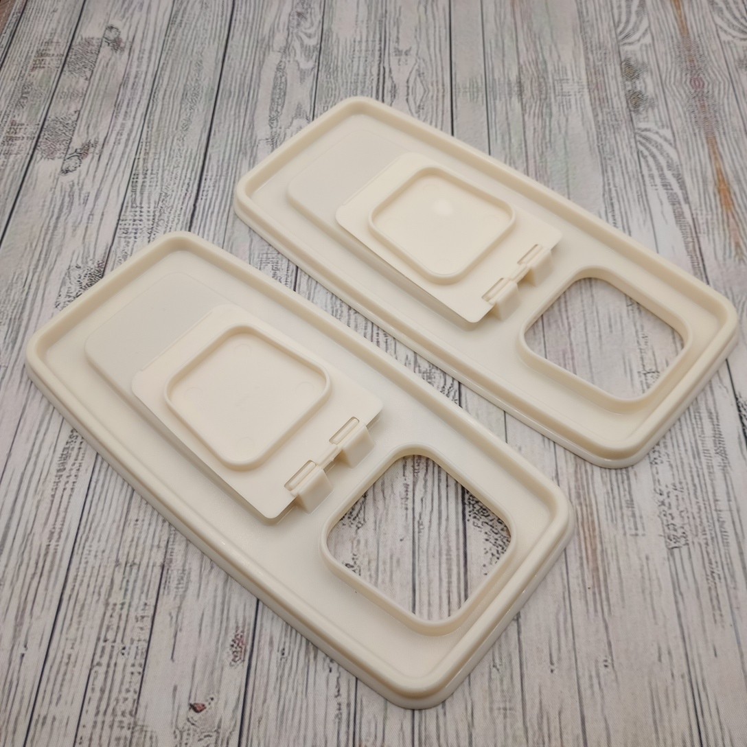 Rubbermaid Servin Saver 0089 #3 Cereal Keeper Almond Flip Top Lid Vtg Lot of 2