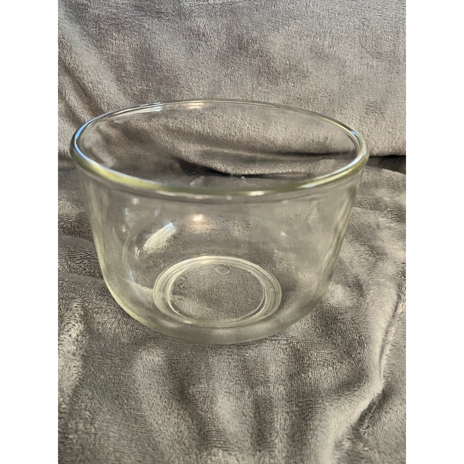 Vintage Clear Glass Mixing Bowl 6″ Round Heavy Kitchen Bakeware 4.5″