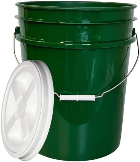 5 Gallon Bucket Pail Green with Screw on White lid