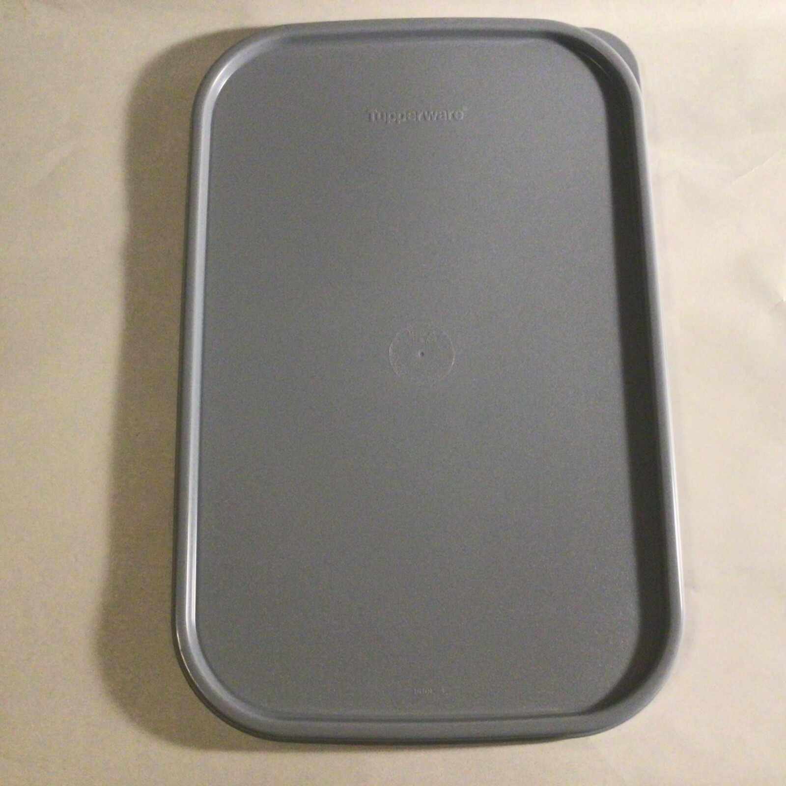 NEW Tupperware Modular Mate RECTANGLE LIDS/ SEALs GRAY or Cotton MINT!