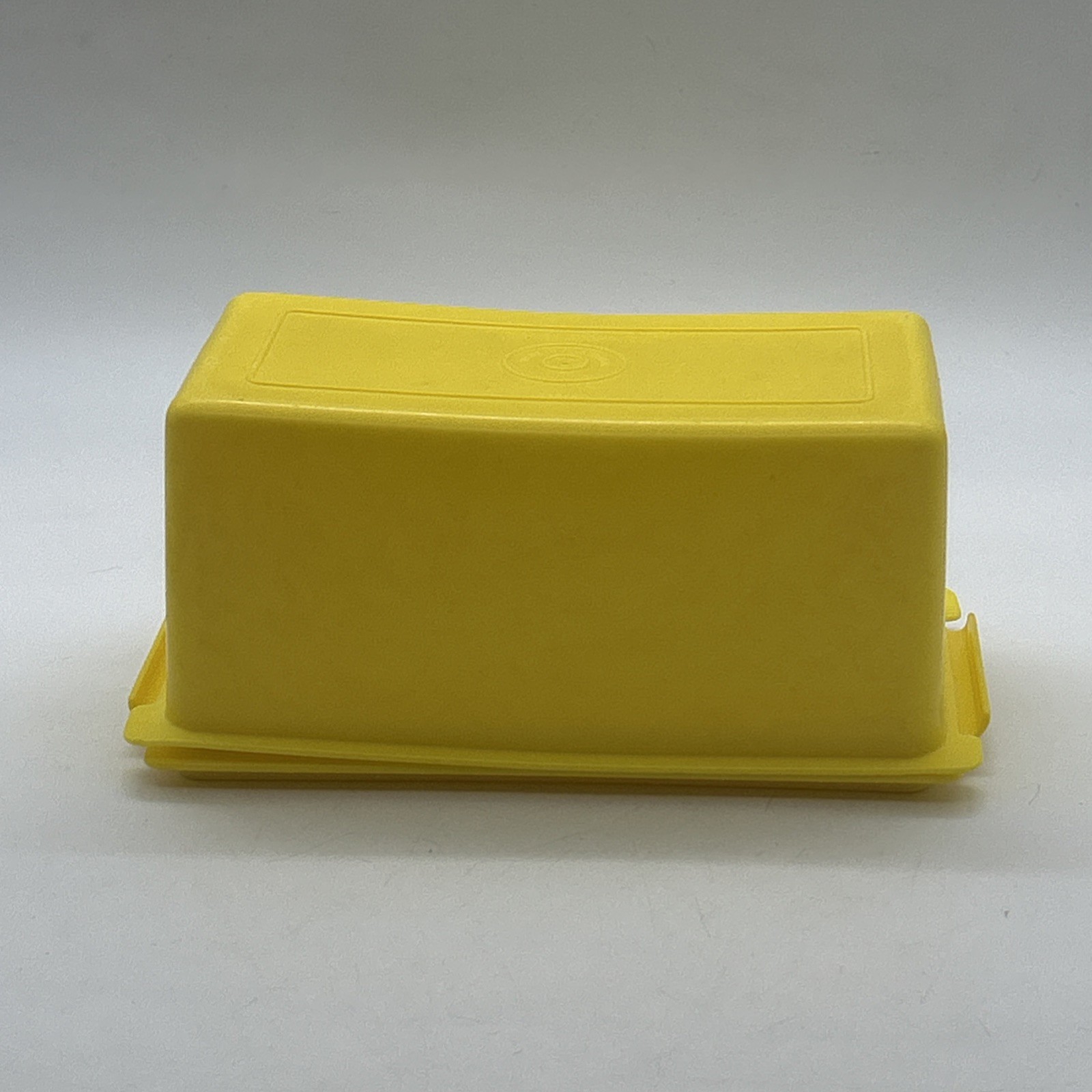 Tupperware Retro Butter Dish Yellow Australia Snap Lid Vintage
