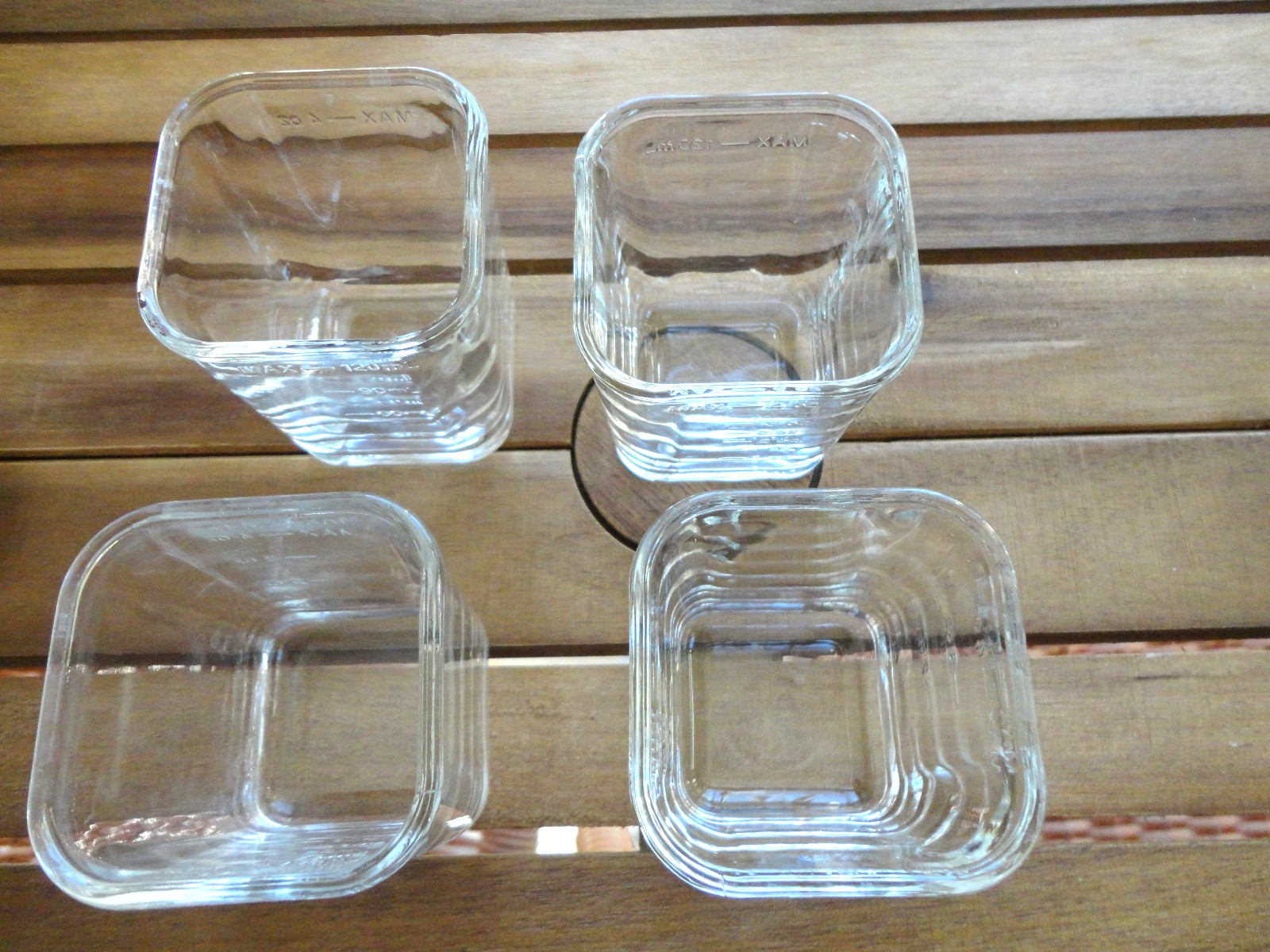 Mini Storage Glass Containers With Rubber Sealed Lids S/4 Graduated Markings