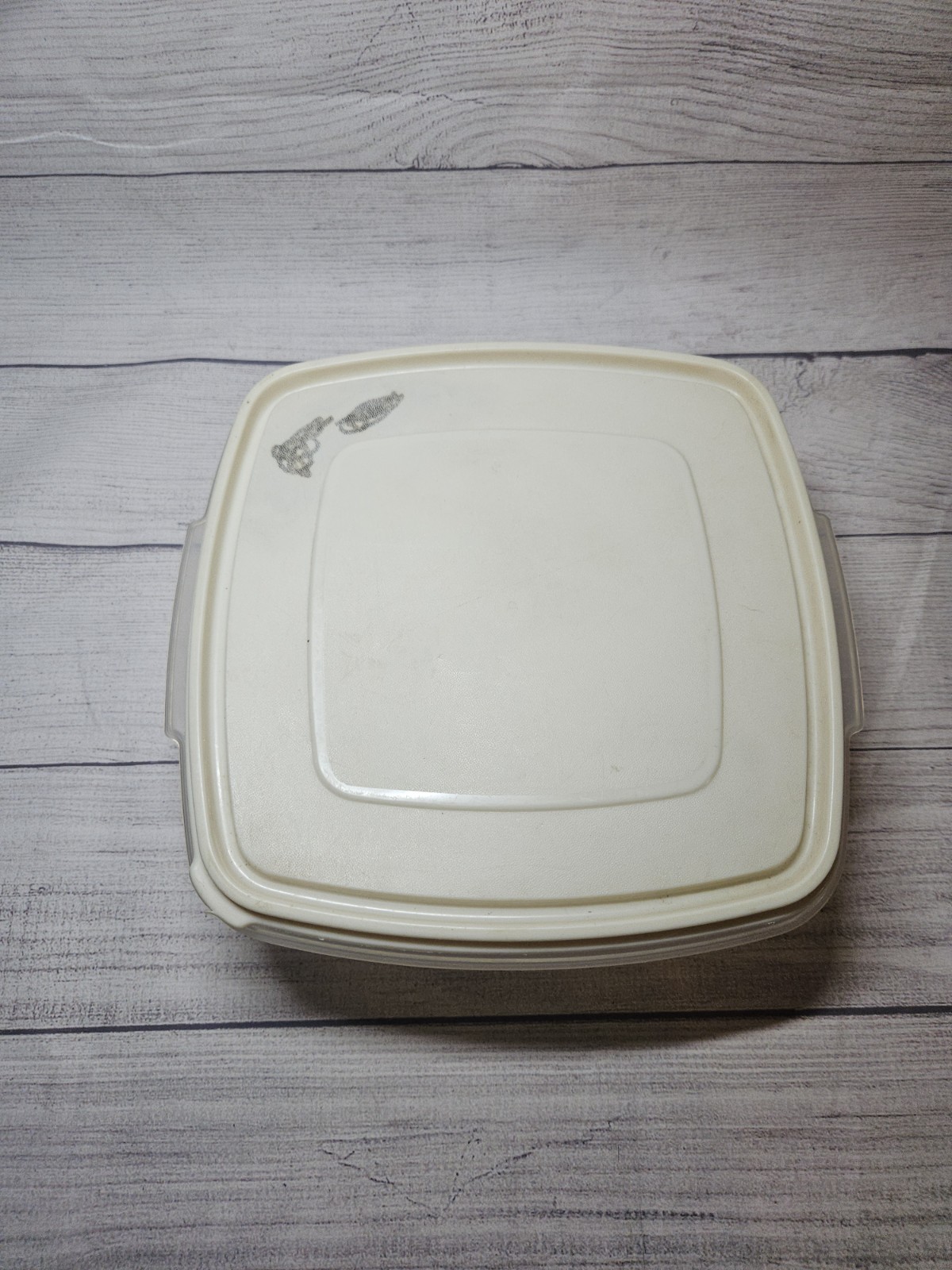 Vintage Rubbermaid Servin Saver #4 19-cup Square Container 1980s, Food Storage
