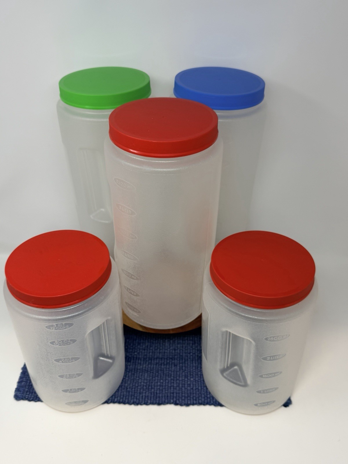 Set of 5 United Solutions Gallon And Quart Plastic Food Canister. Made In USA