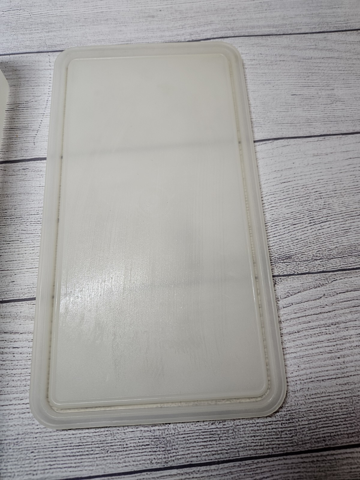 Vtg Tupperware Rectangle Produce Container COMPLETE #677 w/ Lid 678 & Grid