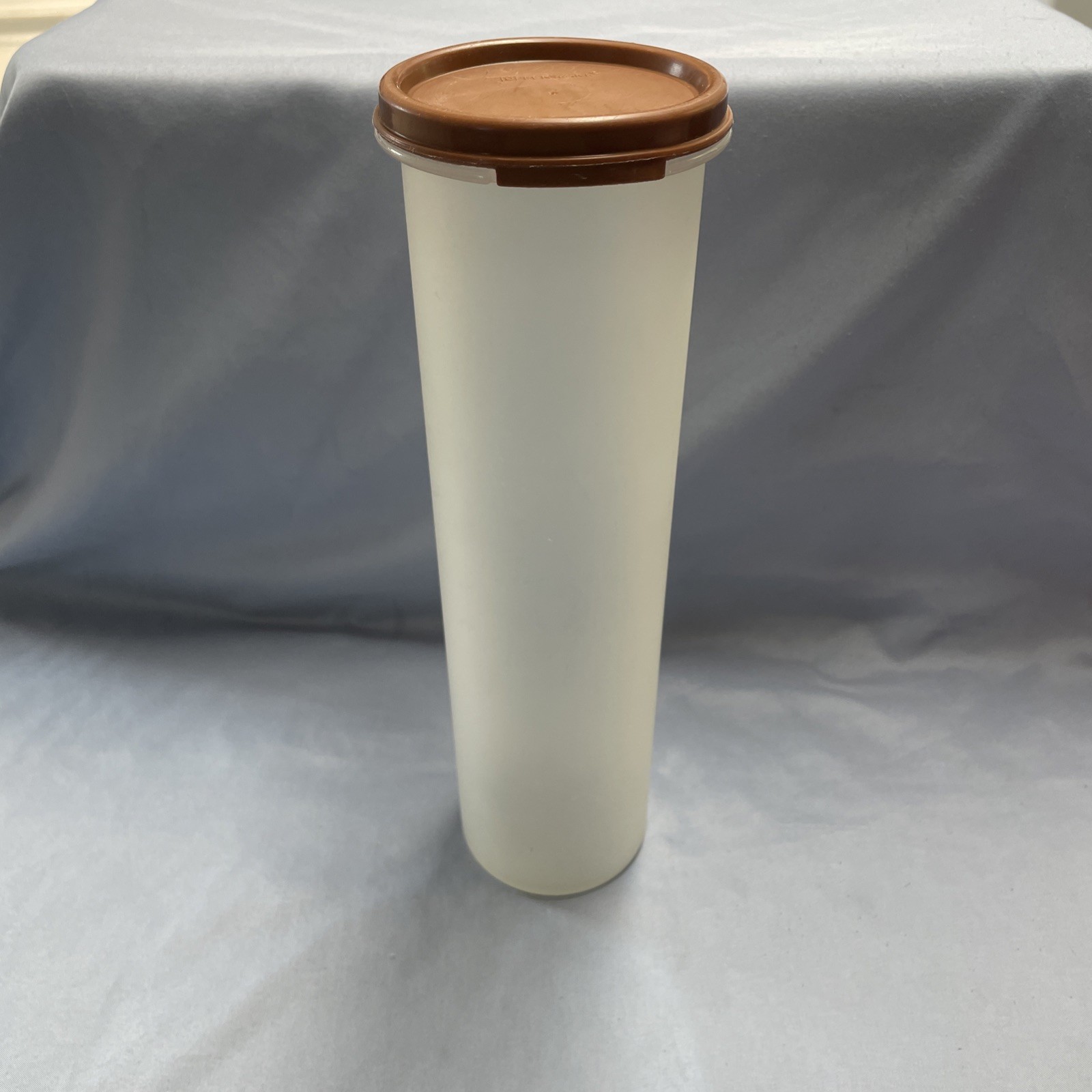 Vintage Tupperware Spaghetti Pasta Keeper Brown Lid Storage