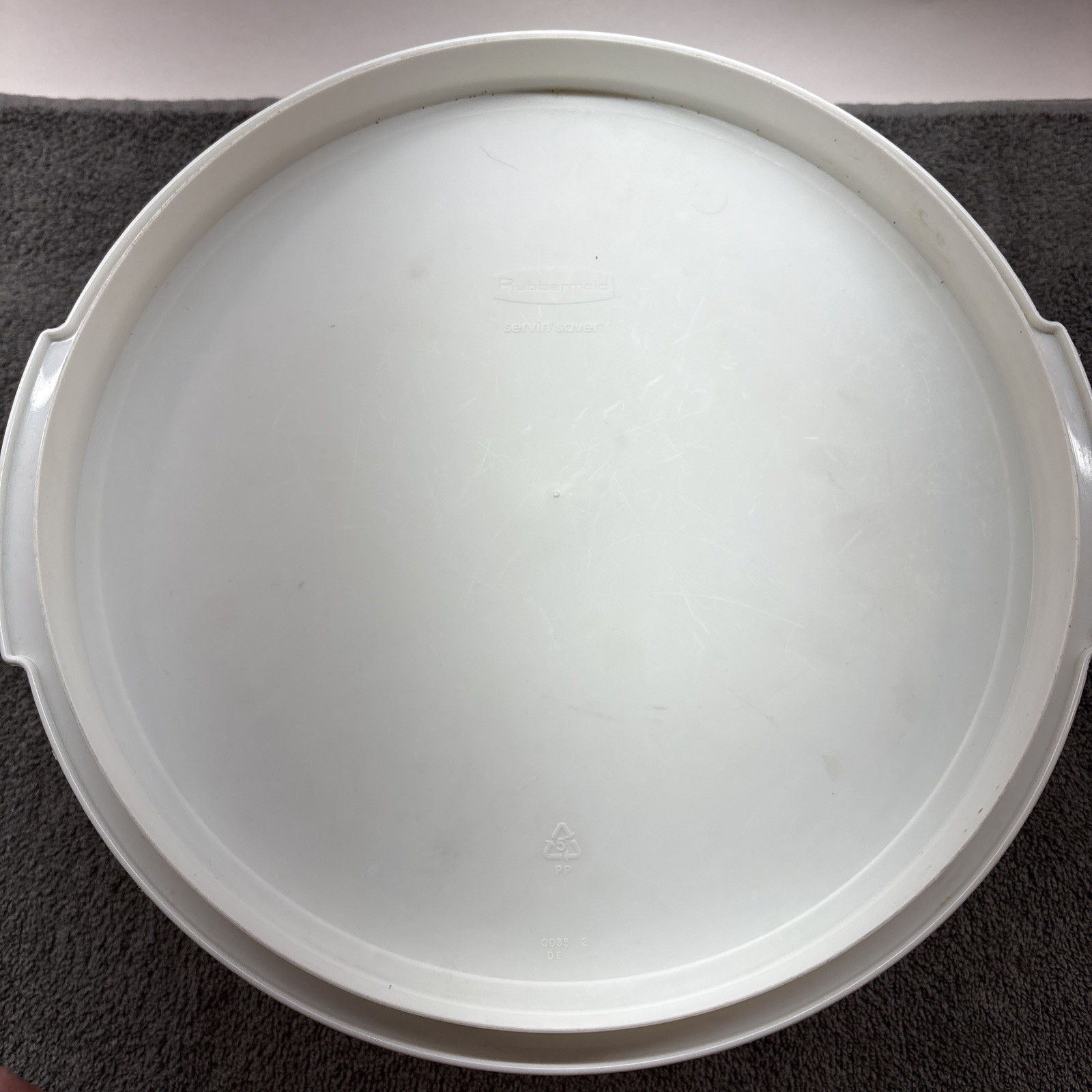 Vintage Rubbermaid Servin Saver Large Cake Carrier Almond Base 13″ X 7″