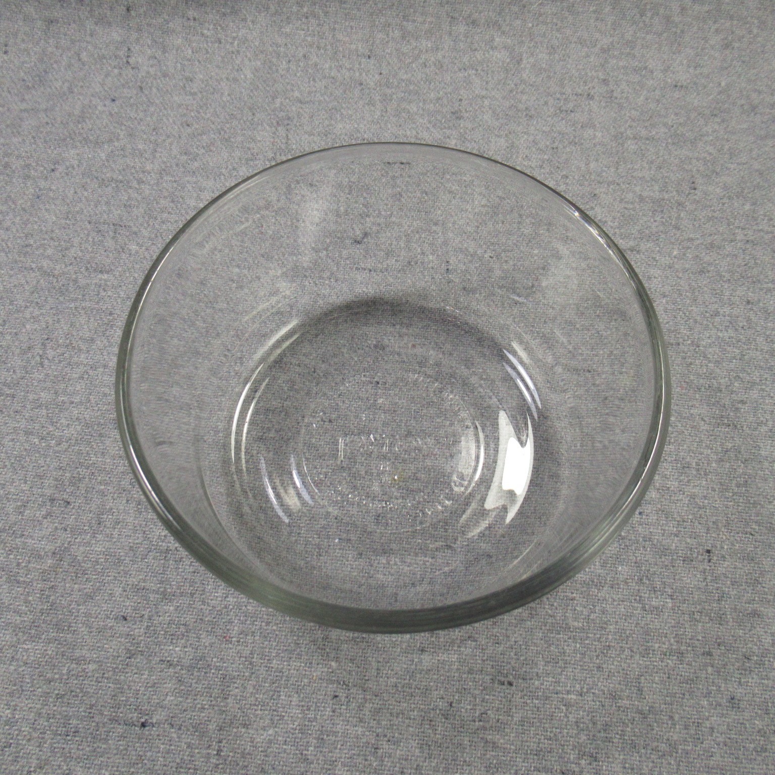 Pyrex 7200 Glass Bowls Vented Blue Lids 2 Cup Storage Lot of 2