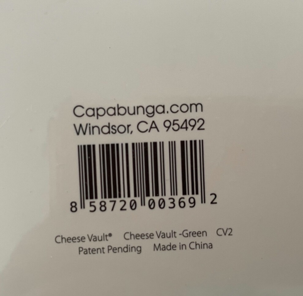 Capabunga Cheese Vault Food Storage Box, Green,  New