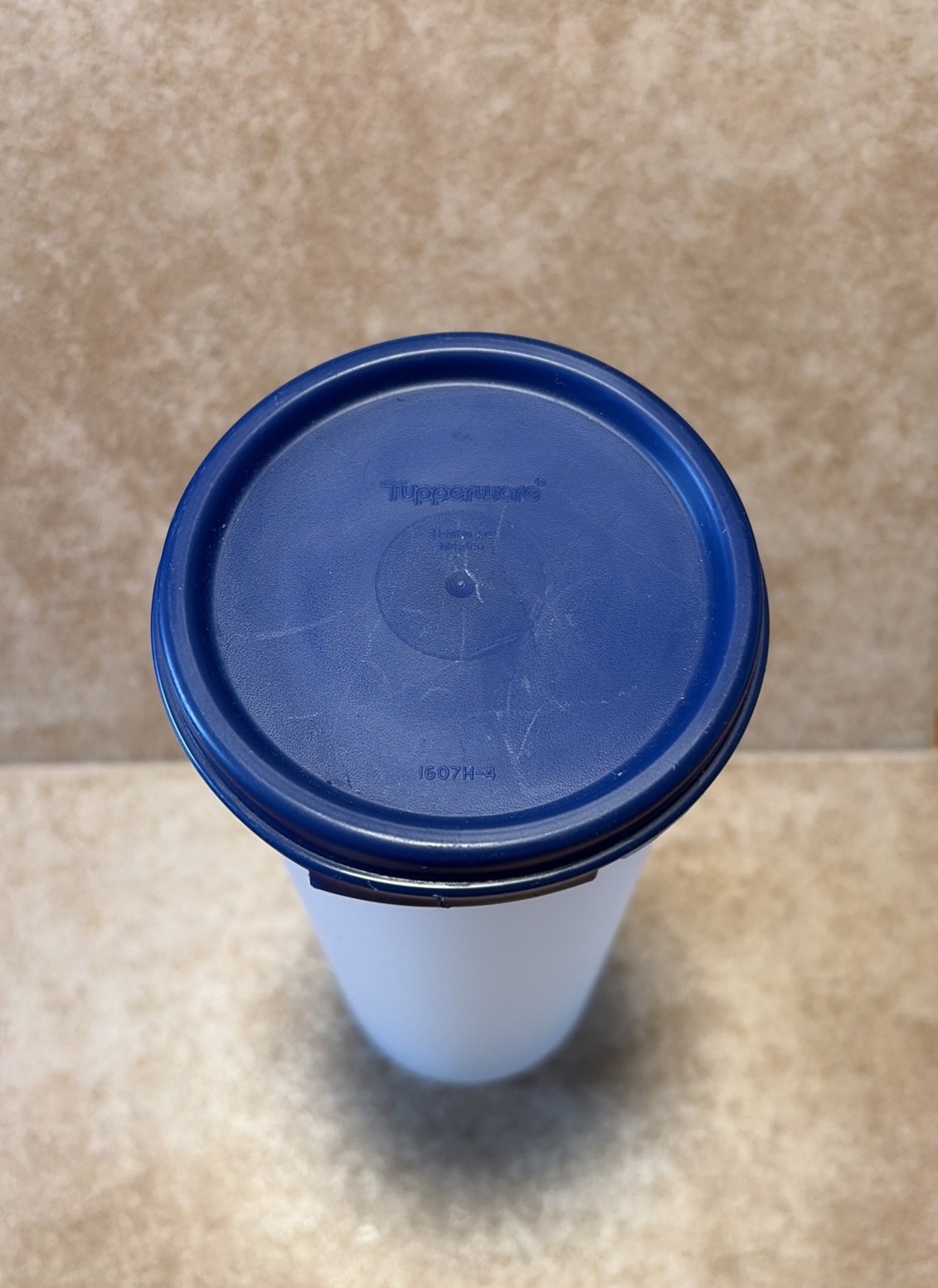 Tupperware USA 9” X 3.5” Module Container 1643D-2 Blue Lid #4 Storage Kitchen