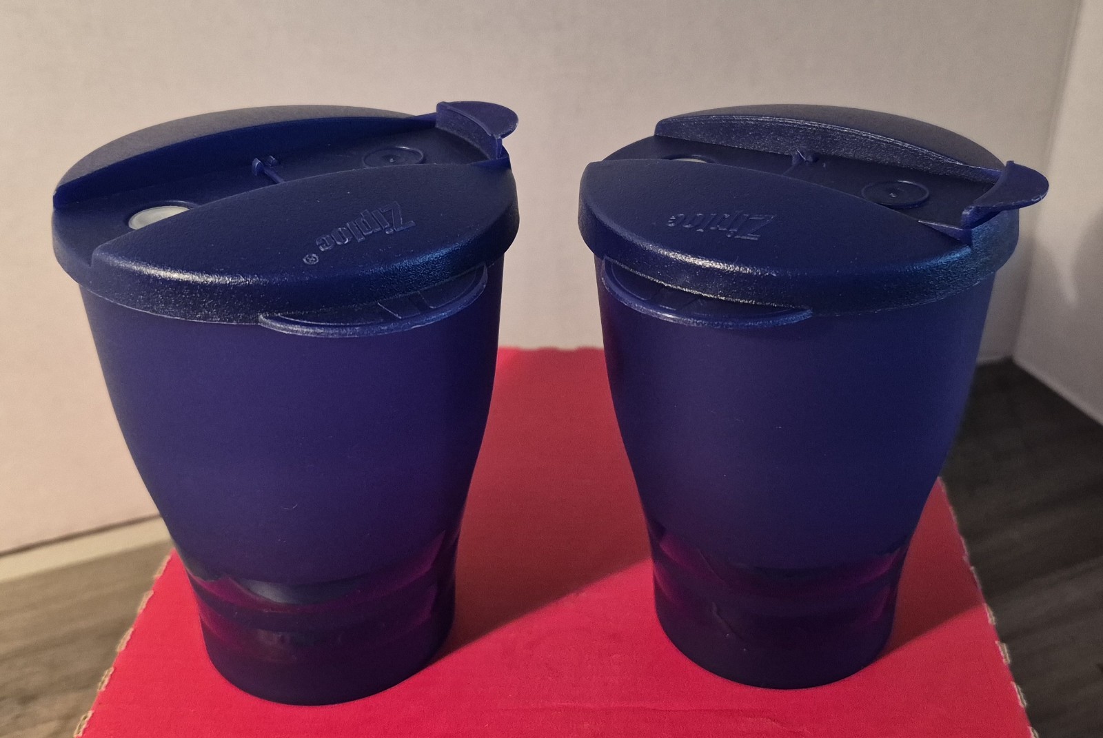 2 Ziplock TableTops 12 oz Cups Drink Spout Lids w/Straw Holder