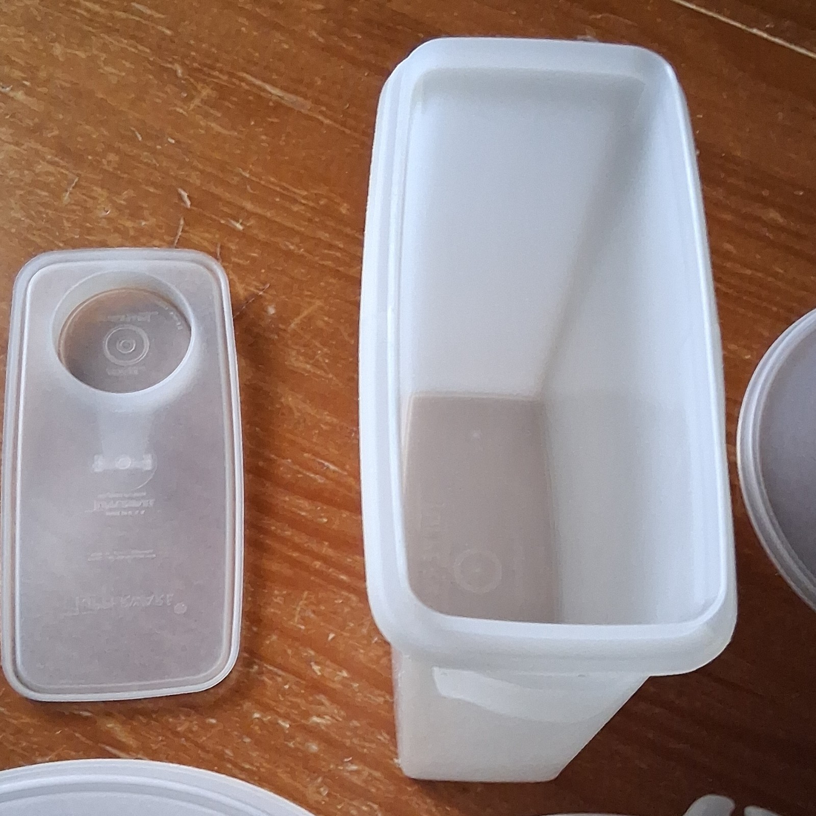 Tupperware 3pc 1.7L Food Storage Set White/Clear Snap Lids Round/Rect Divided