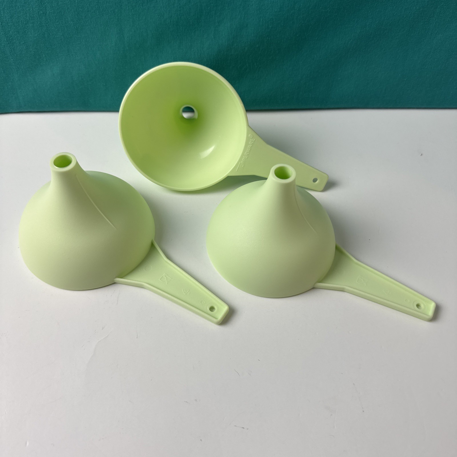 Three Tupperware Large Funnels ~Fill Oil Bottles / Shakers Mint Green New