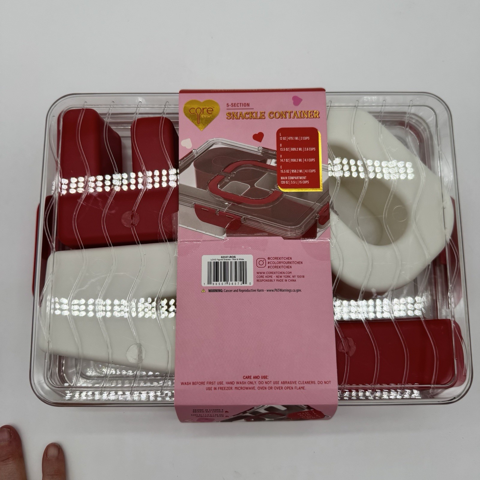 Core Kitchen “Love” 5-Section Snackle Container Valentine, 120oz/3.5L/15 Cups