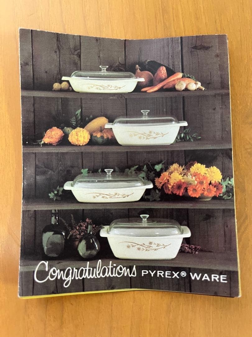 Old Pyrex Glass Butter Print Mixing Bowl L M S Set Vintage Booklet