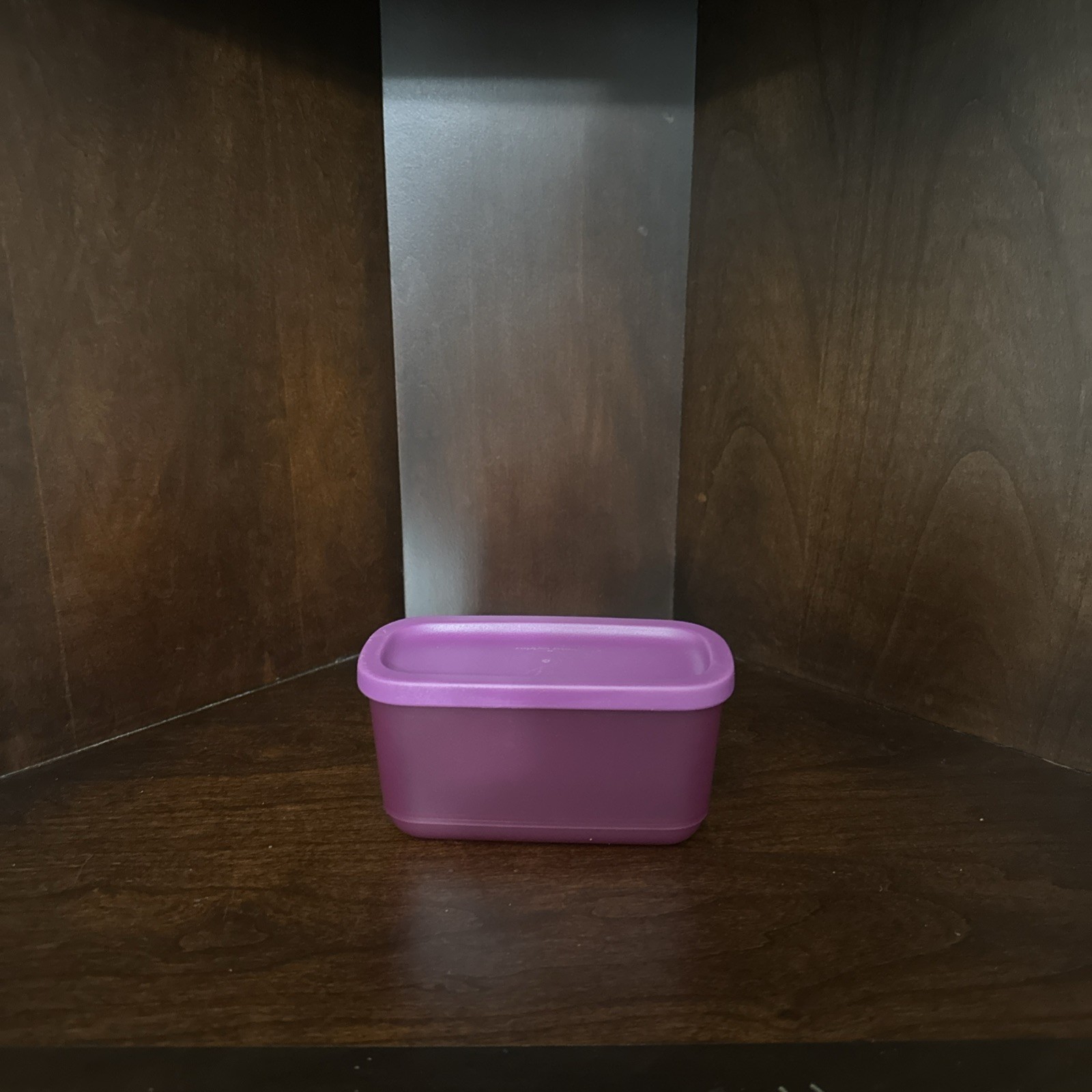 Tupperware Basic Bright Container Purple 250 ml