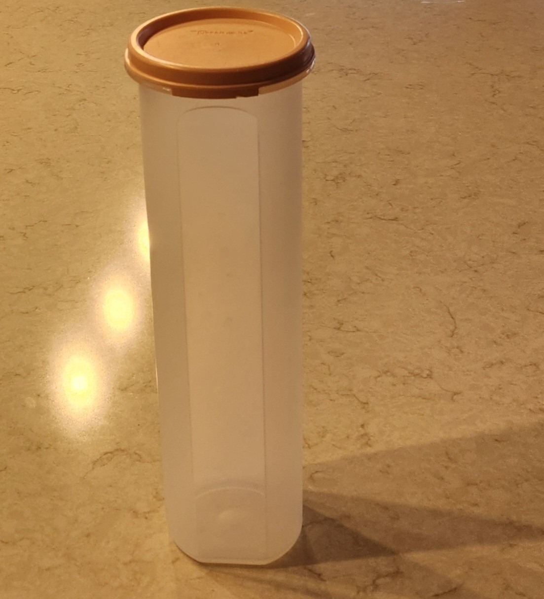 Tupperware Modular Mates Pasta Keeper with Pink Lid ~ 1661-4 ~11 inches~ VGUC