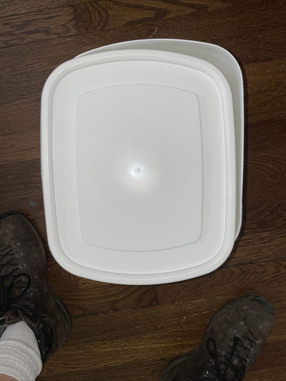 Buckets 4-gallon Rectangular food grade (HDPE) with lid and handle