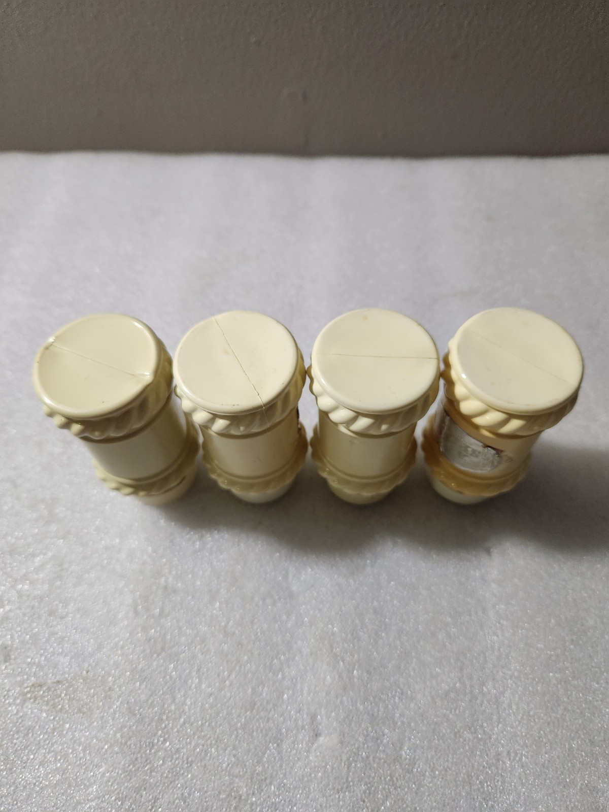 4 Vintage Plastic Kitchen Spices Bottles • Ginger – All Spice – Paprika – Blank