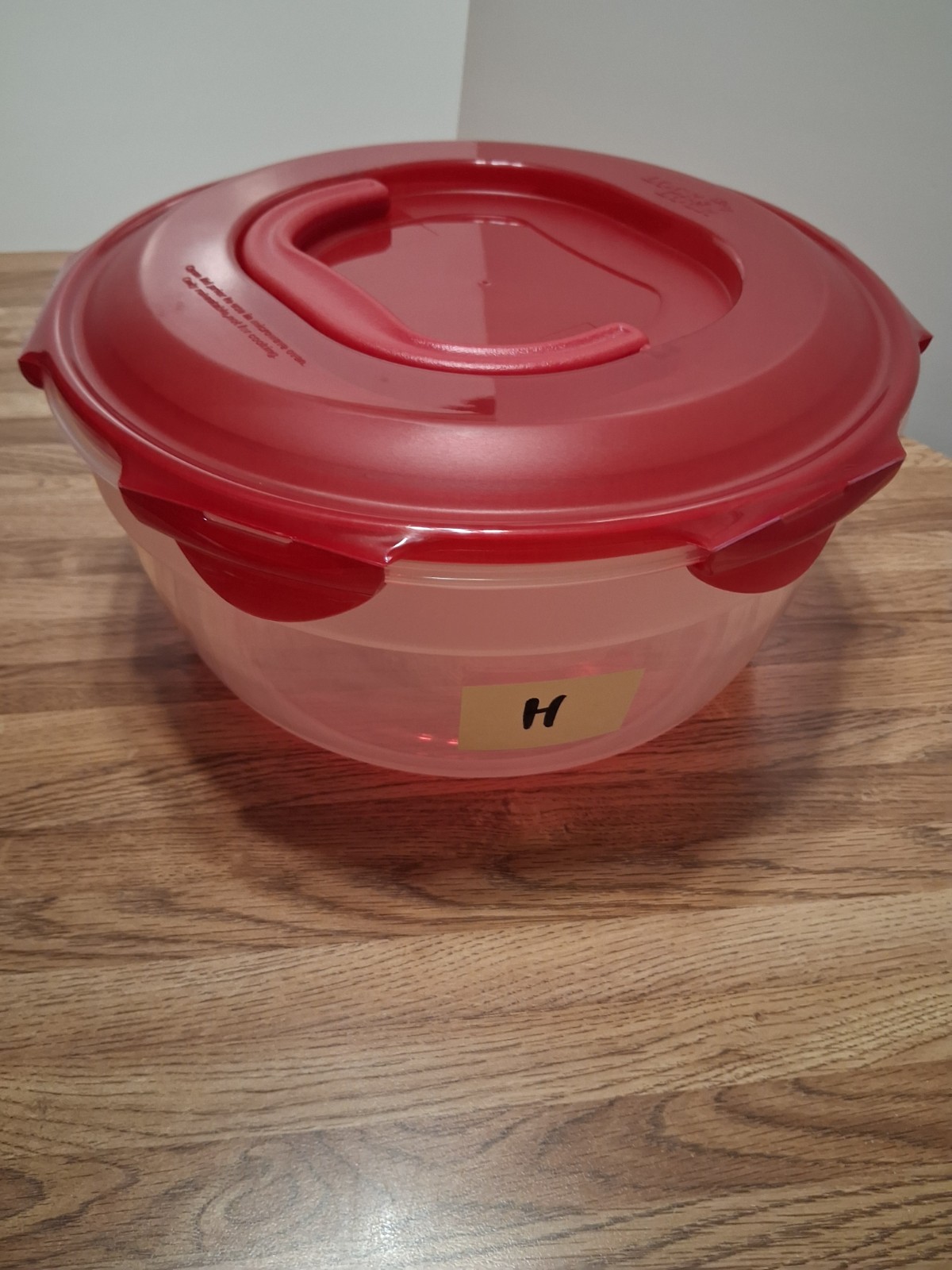 LocknLock Bowl With Handle On Lid, Color Red