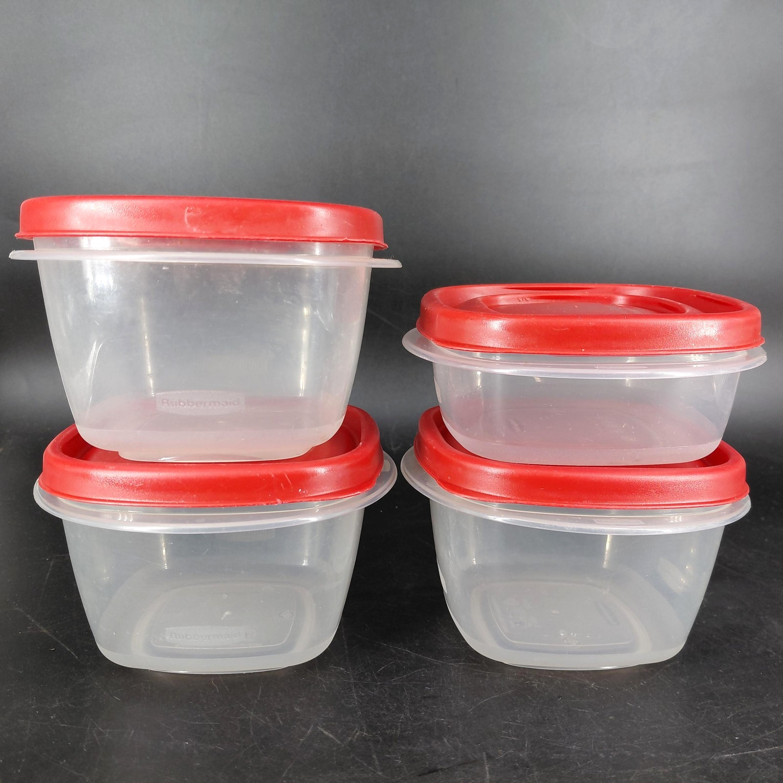 Rubbermaid Food Storage Containers Set 4 Square 2 Cups 1.25 Cups Red Lids USA