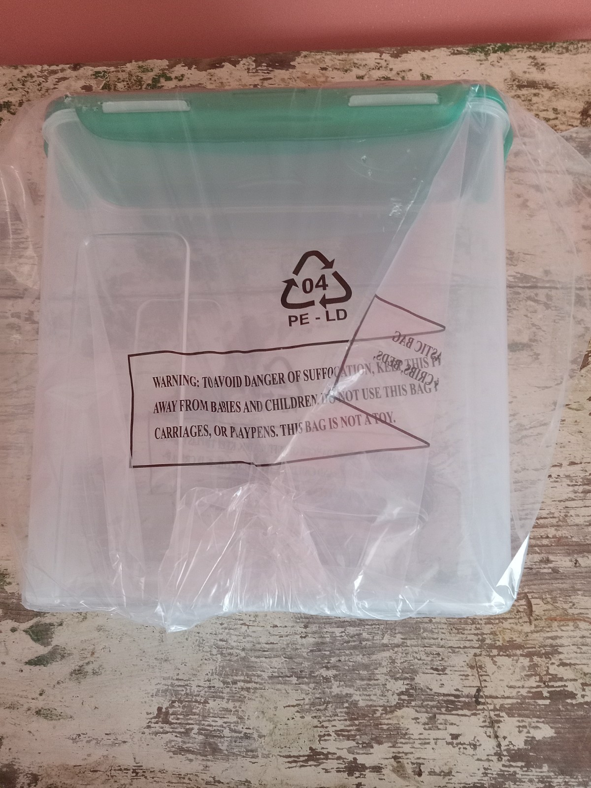 Sealed Lock & Lock Lock n Lock Teal Cereal Food Storage 4.1 Qt