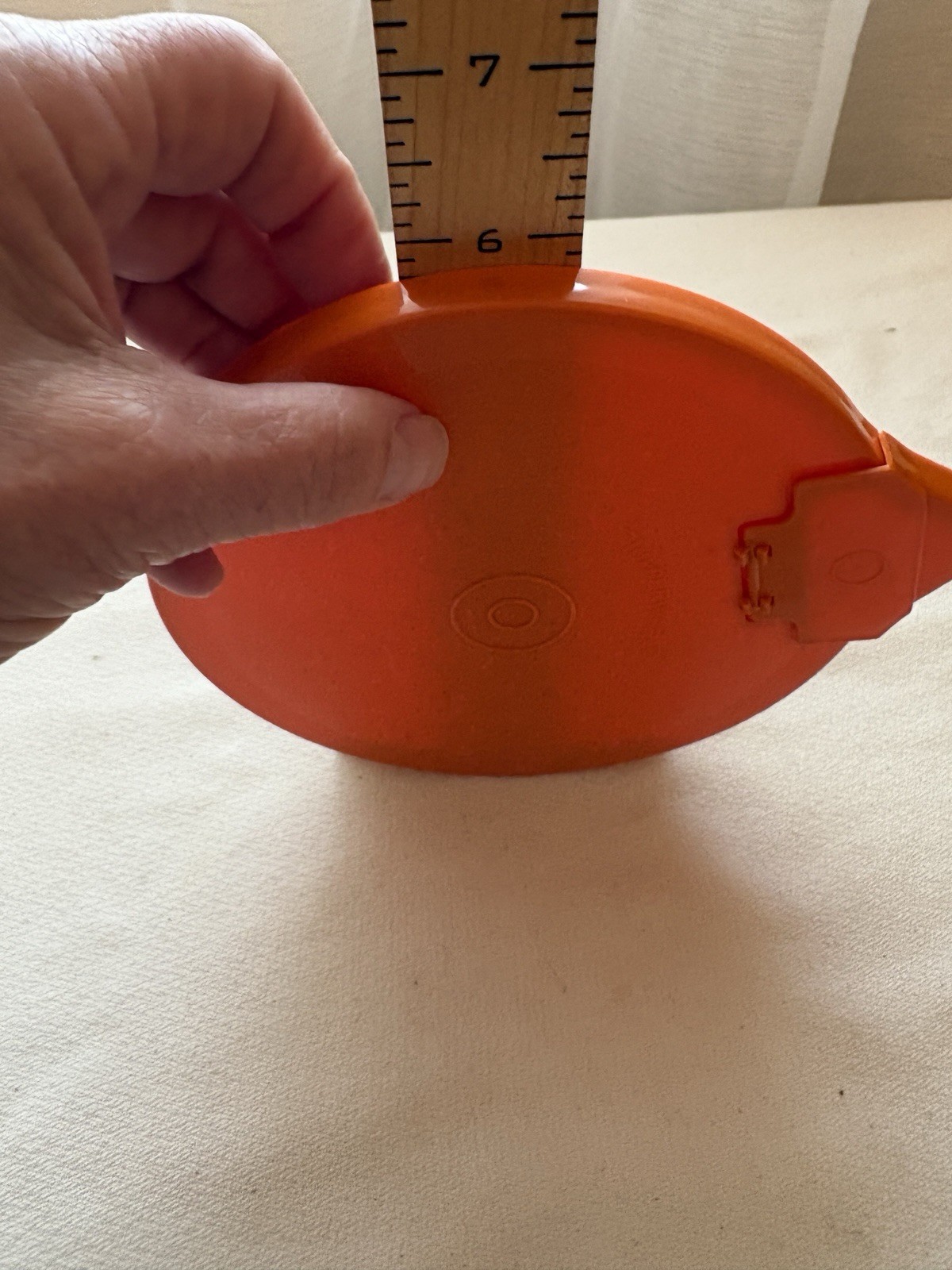 Orange Tupperware 6″ Measuring Bowl Pitcher Lid Flip Pour Spout Replacement