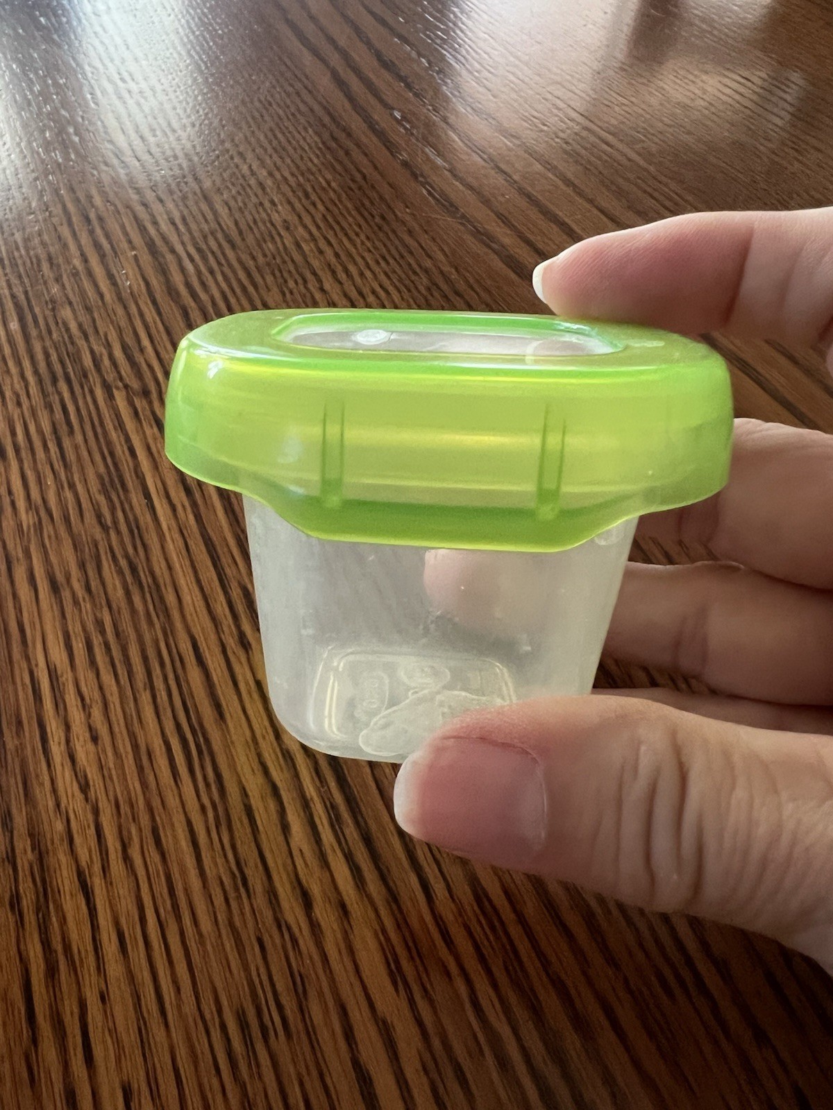 Oxo pop container set Of 10. Small Container Is Perfect For Homemade Baby Food!