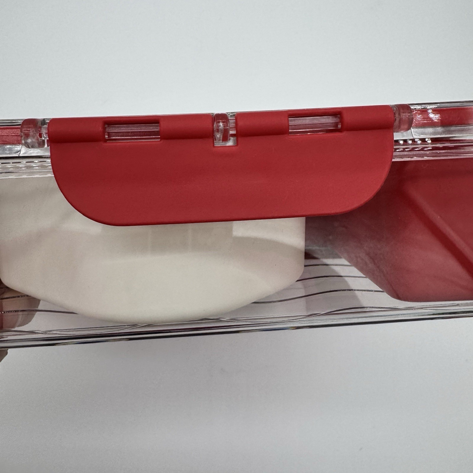 Core Kitchen “Love” 5-Section Snackle Container Valentine, 120oz/3.5L/15 Cups