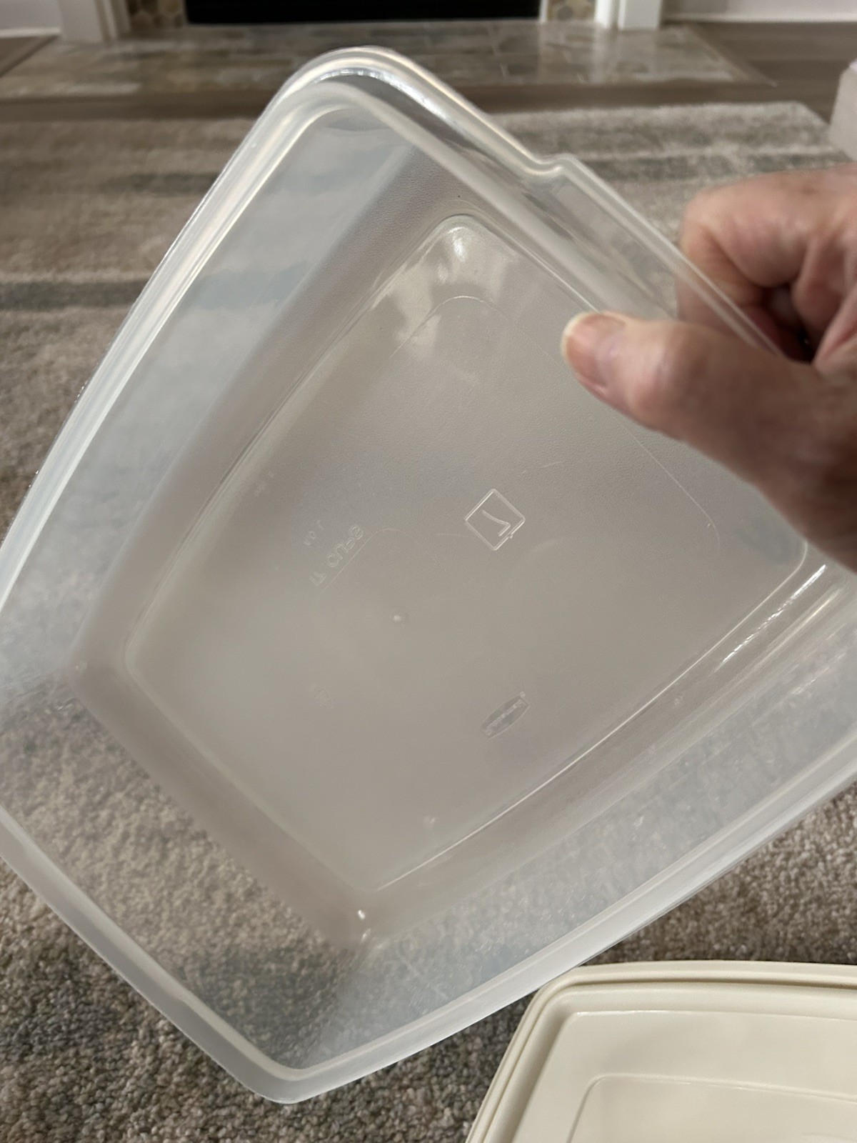 Rubbermaid Servin’ Saver #7 17 Cup Storage Container Rectangle 0006 USA with lid