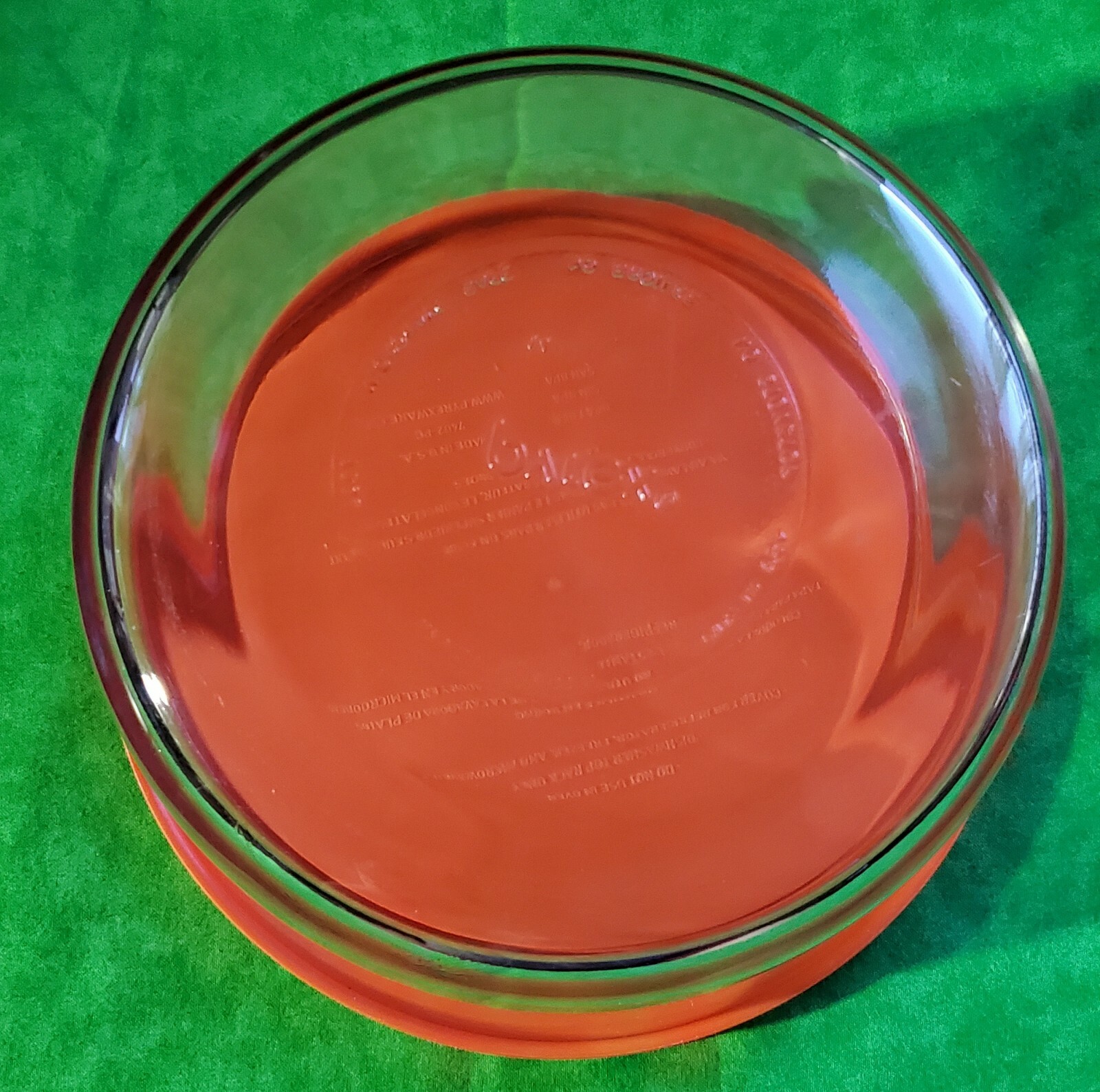 Lot of 2 Pyrex Storage Clear 7-cup w/Red Lid. 7203, 4- cup w/Blue Lid 7201