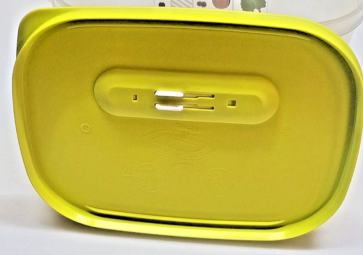 Tupperware 1.8L Rectangle Food Storage Bowl MPN 7286B-2 Air Vent Lid MPN 7287B-2