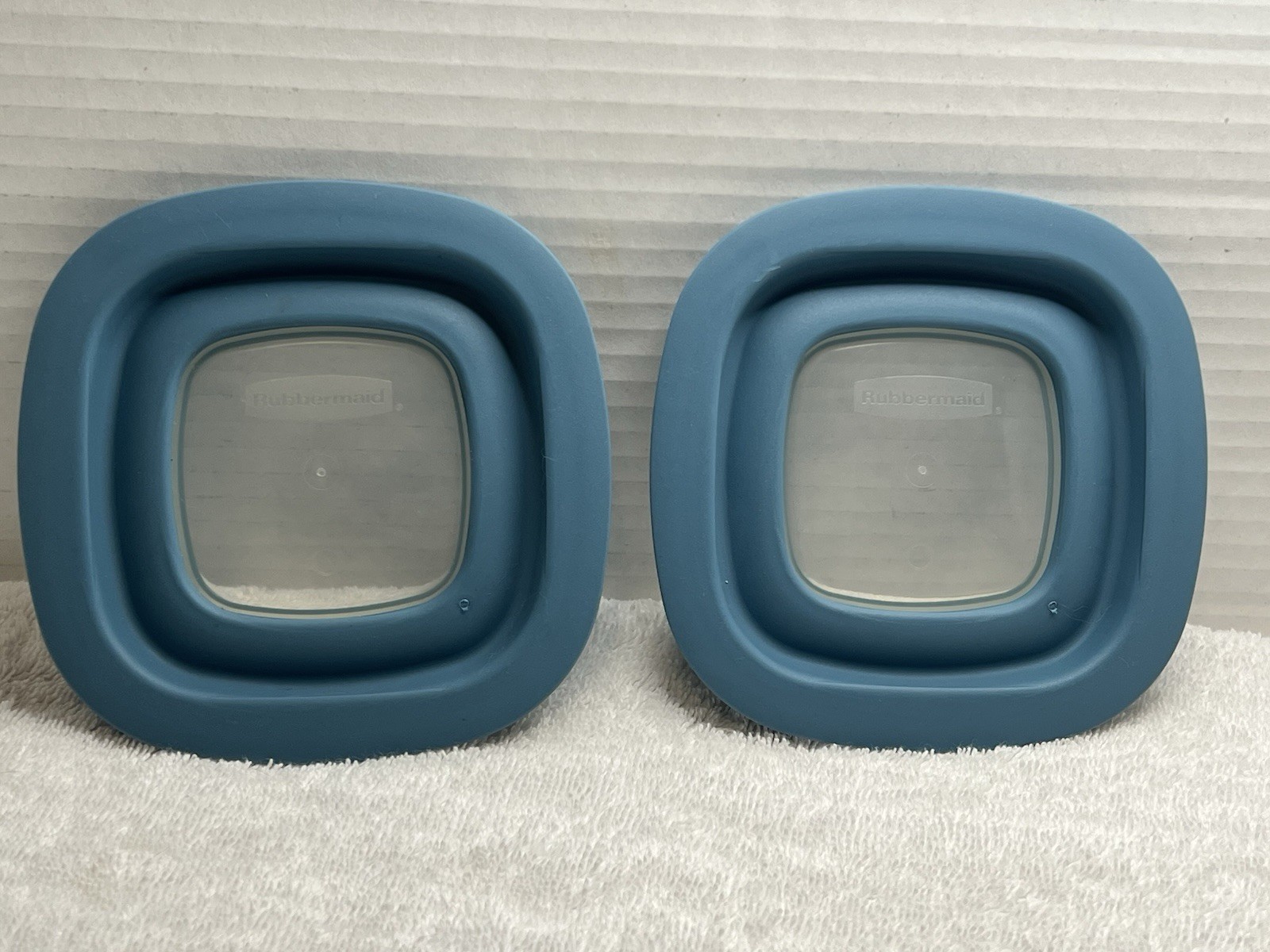 Rubbermaid Premier Square Blue Food Storage Replacement Lid 10M3M4/10M1M2