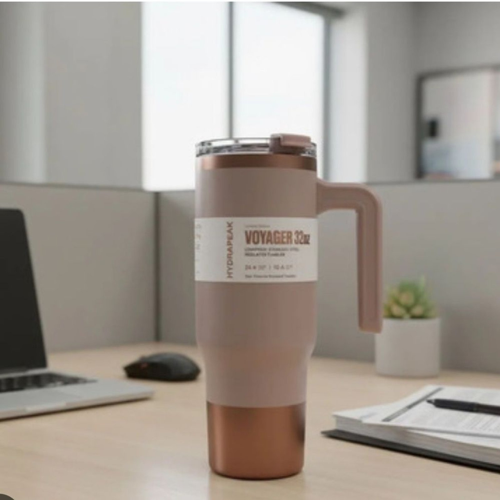 Hydrapeak Voyager 32oz Tumbler Handle Stainless Steel Limited Edition Almond/Bro