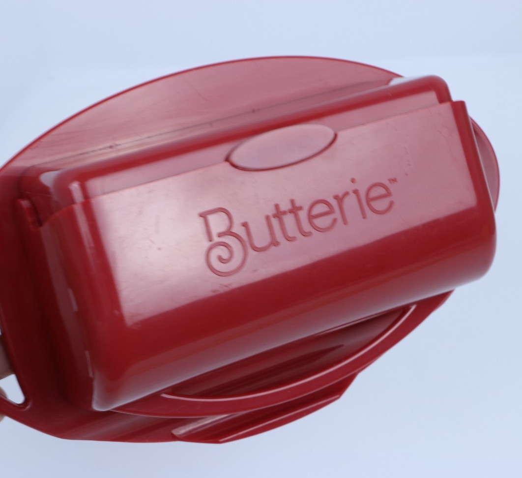 Butterie Flip-Top Butter Dish