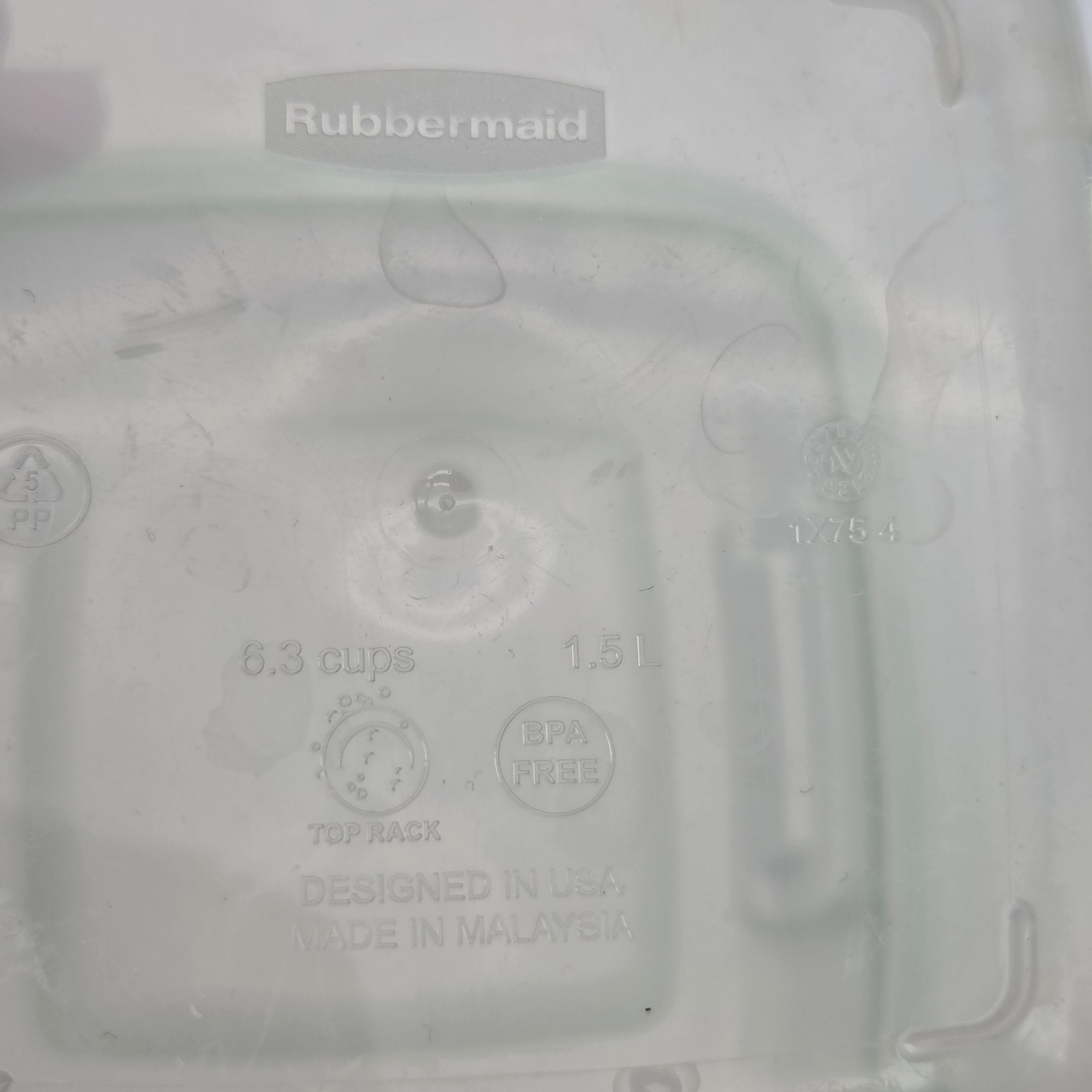 Rubbermaid FreshWorks Containers Produce Saver Vented Lids 6.3 Cups Set Of 2