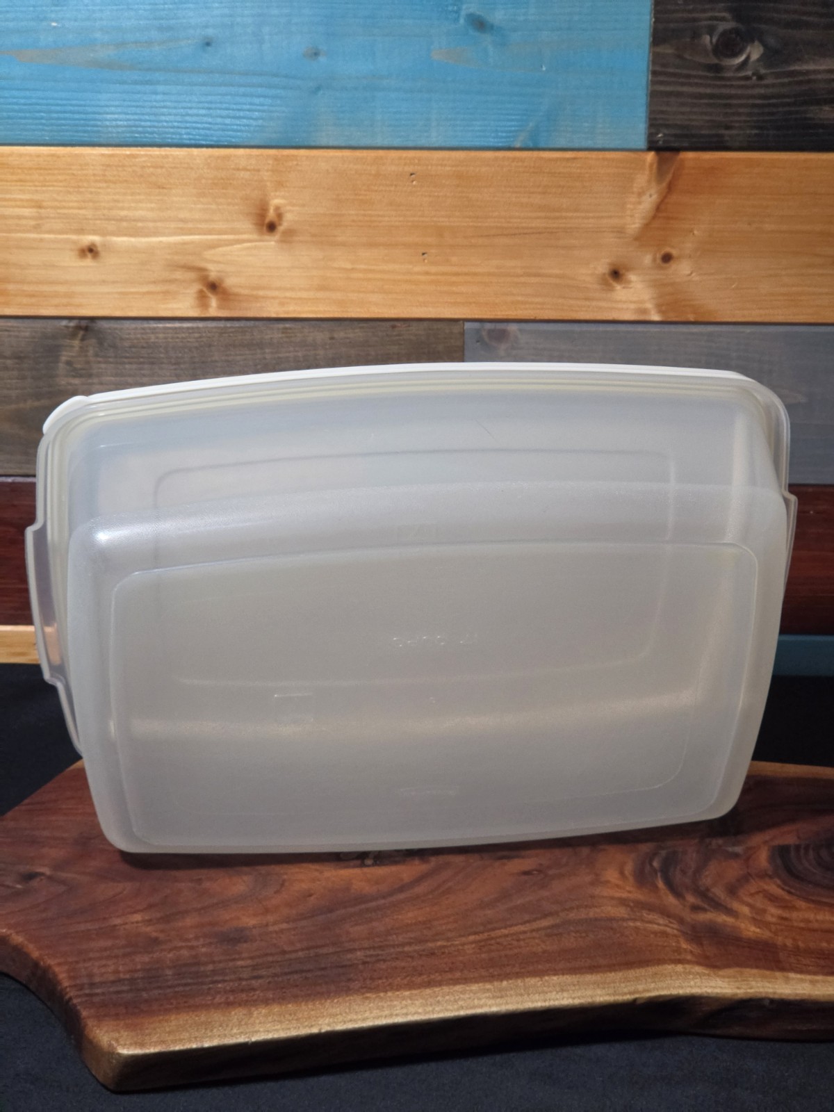 Vintage Rubbermaid Servin Saver #7 Rectangle 17 Cup Container Sheer w/Almond Lid
