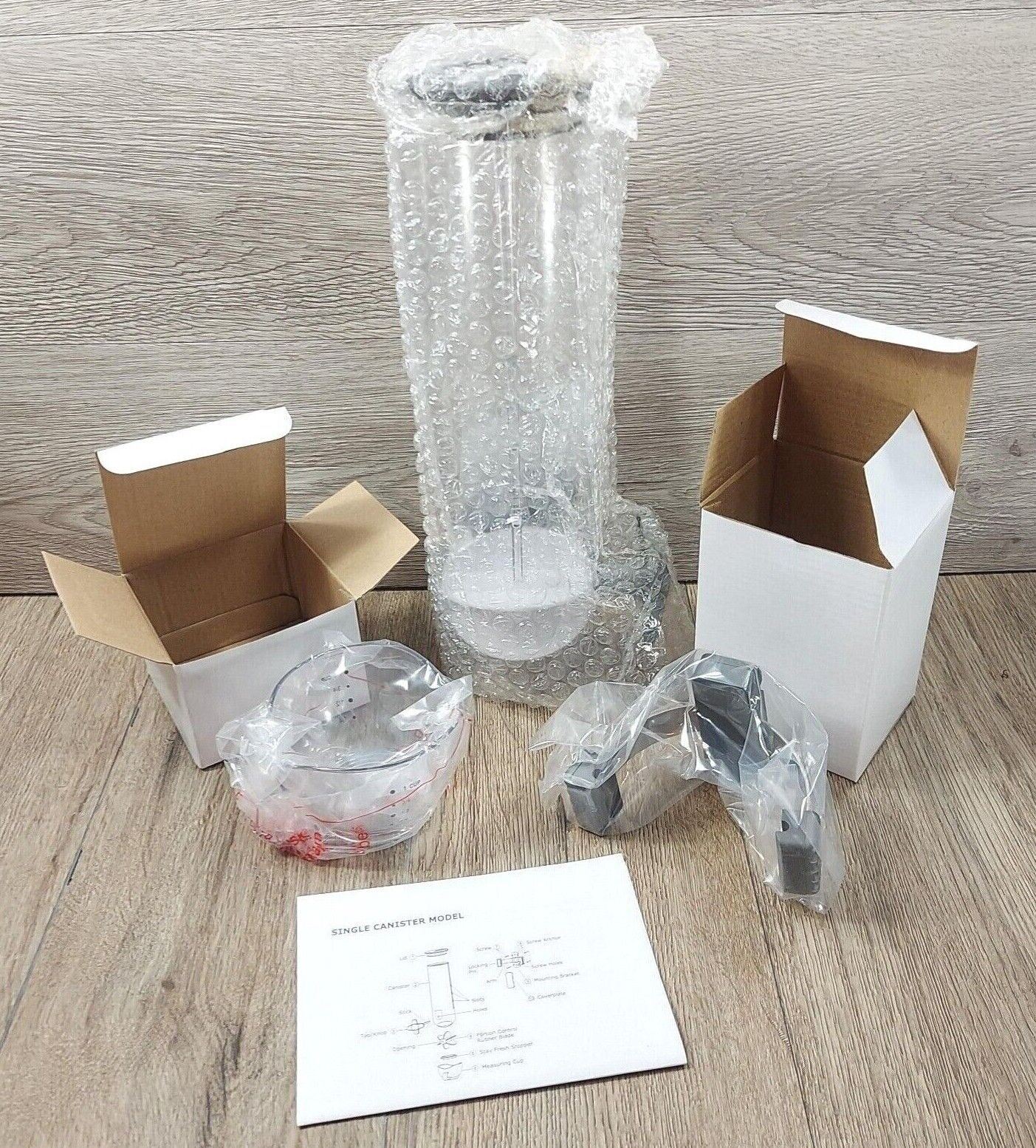 Zevro SmartSpace Wall Mount Single Dry-Food Canister Dispenser w/Measuring Cup