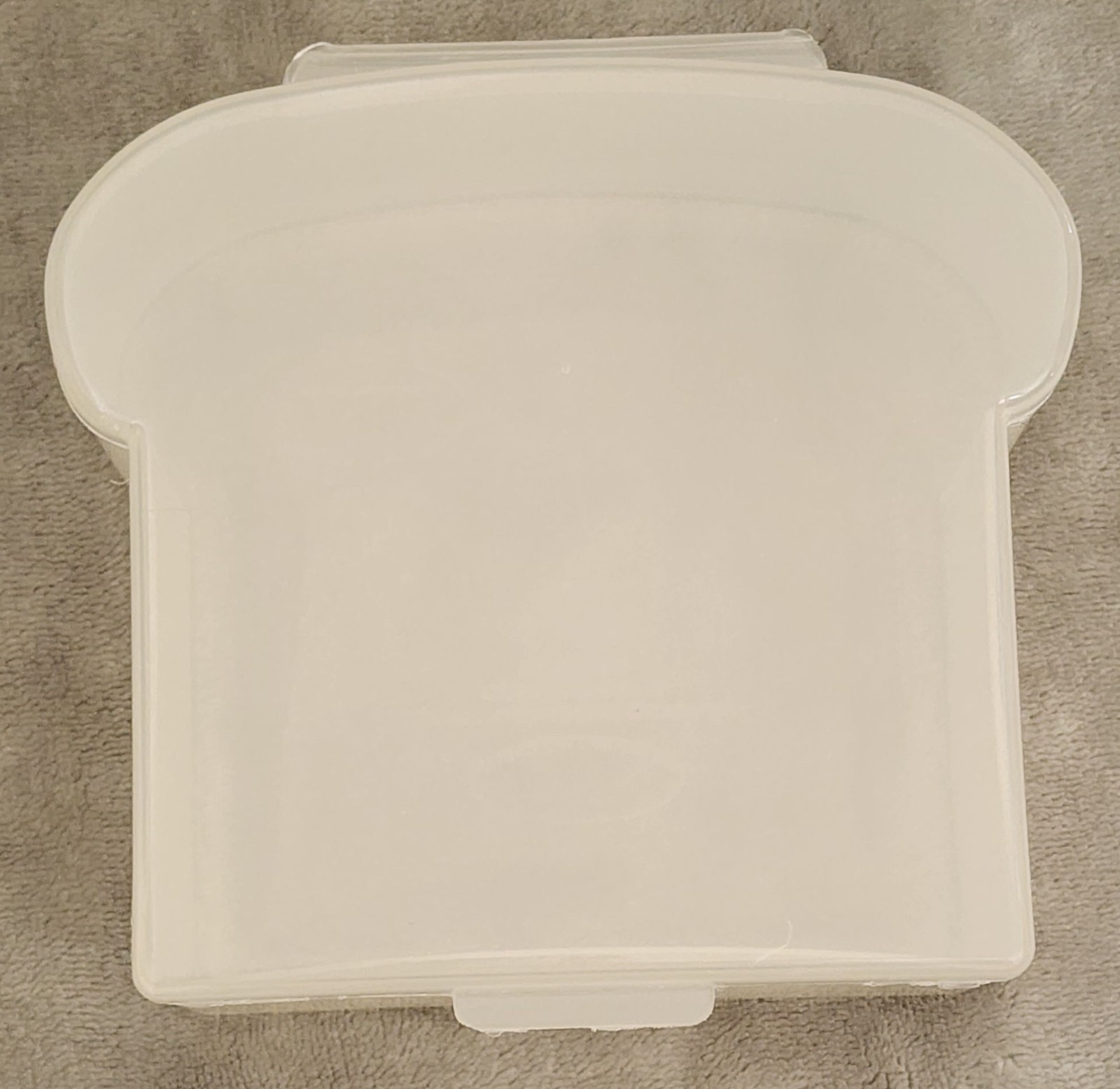 Vintage RPI Trendtex Sandwich Shaped Keeper – Hinged Lid – Clear Plastic – Rare
