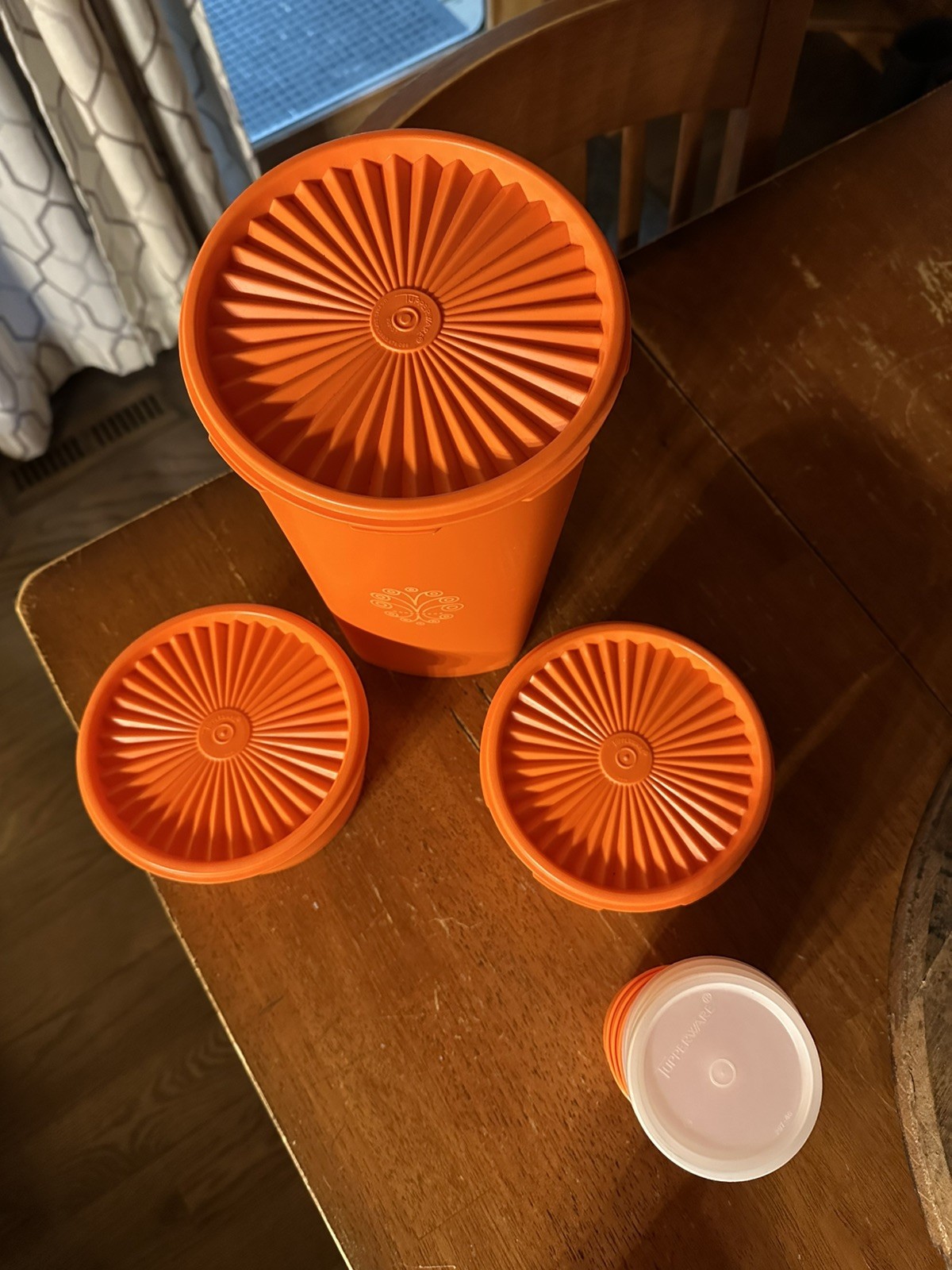 Set of 7 Vintage Orange Servalier Tupperware Containers See Description