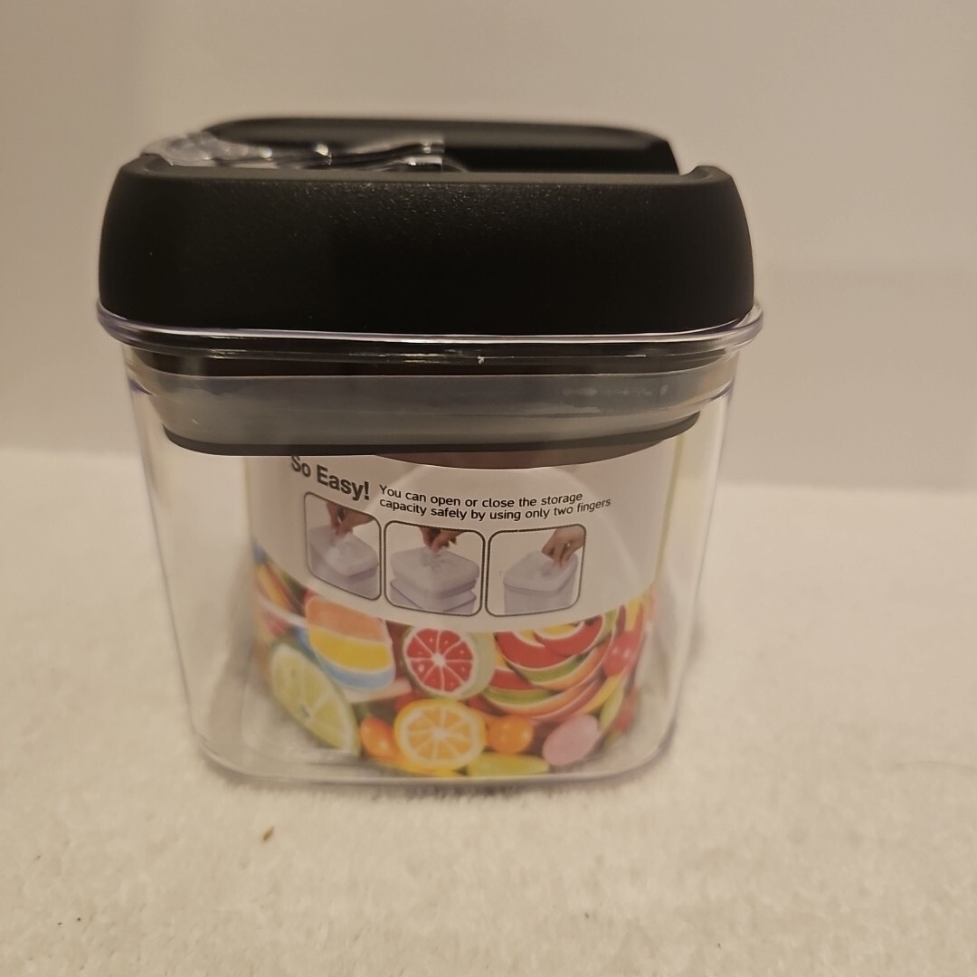 Stackable Food Container 17.6 Oz Set Of 12- New In Box