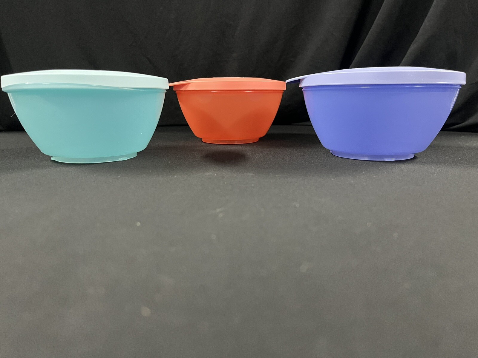 NEW Set Of 3 Tupperware Impressions Mini Bowls 14oz InterLocking Seal #6568A